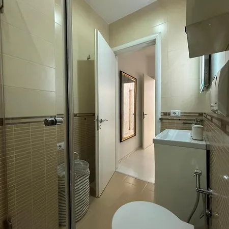 Apartment Tam Serviced 2bdr Center No6 Tirana