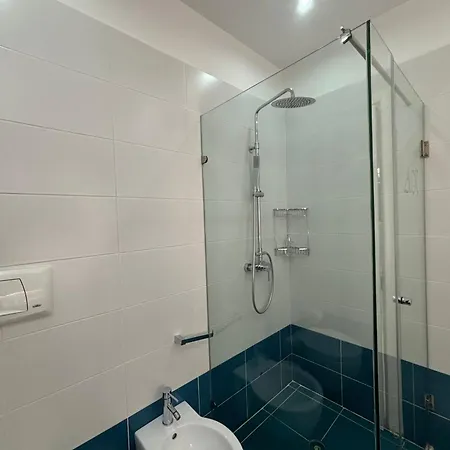 Tam Serviced 2bdr Center No6 Apartment *