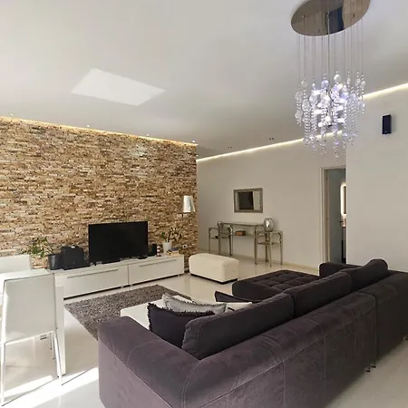 Tam Serviced 2bdr Center No6 Apartament *