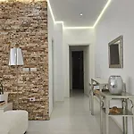 Tam Serviced 2bdr Center No6 Apartment *