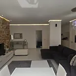 Apartment Tam Serviced 2bdr Center No6 Tirana