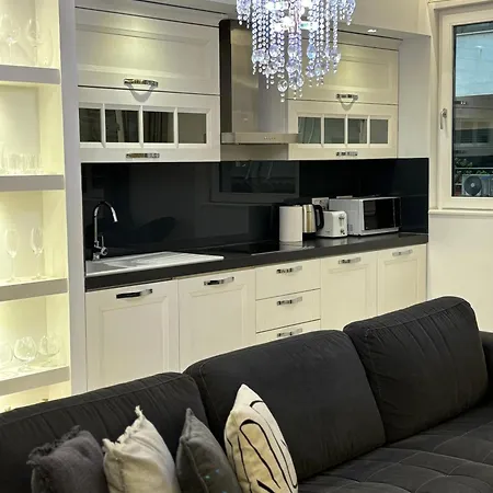 Tam Serviced 2bdr Center No6