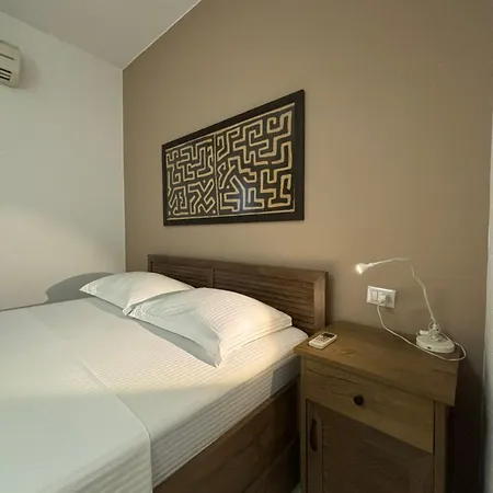 Tam Serviced 2bdr Center No6 Tirana