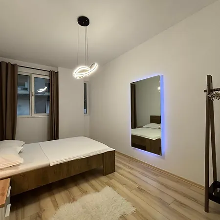 Apartment Tam Serviced 2bdr Center No6 *