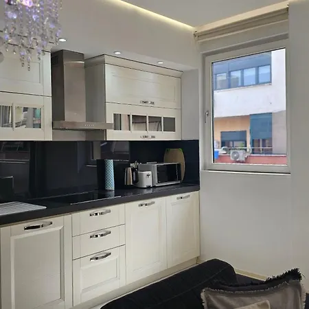 Apartment Tam Serviced 2bdr Center No6 *
