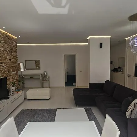 Apartamento Tam Serviced 2bdr Center No6 Tirana