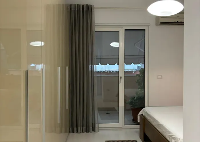 아파트 Tam Serviced 2bdr Center No6 *