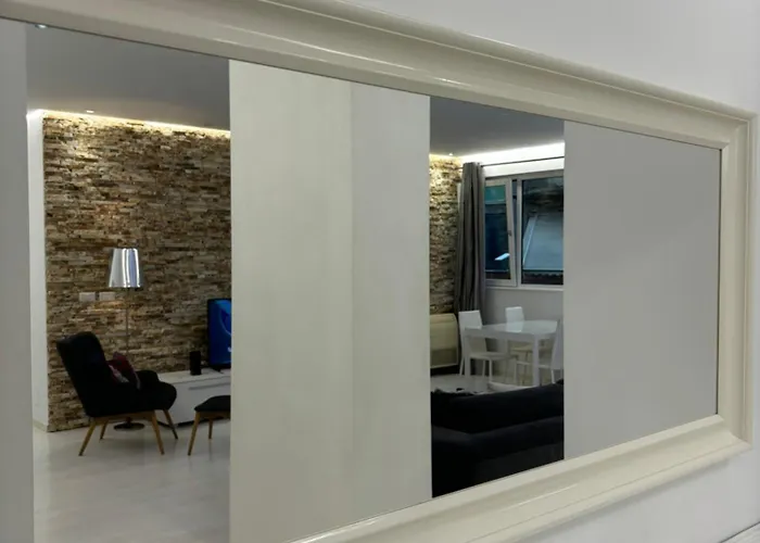 Tam Serviced 2bdr Center No6 *