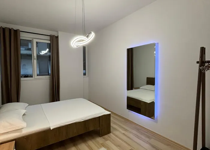 Tam Serviced 2bdr Center No6